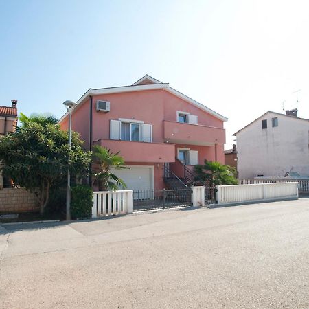 Apartments Maric With Parking Umago Esterno foto