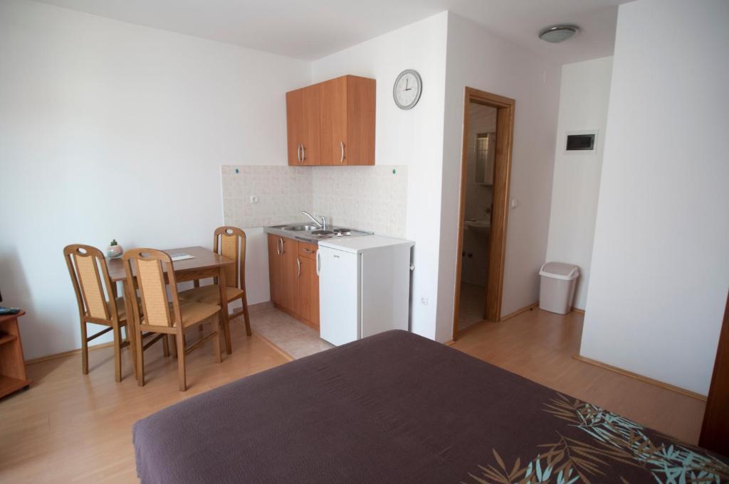 Apartments Maric With Parking Umago Camera foto